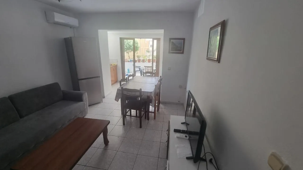Teemo'S Apartments Sarande