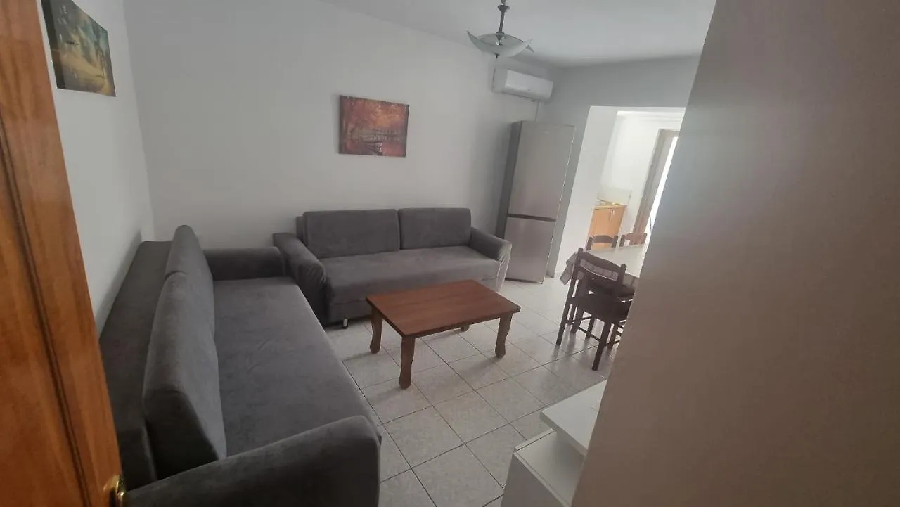 Teemo'S Apartments Sarande