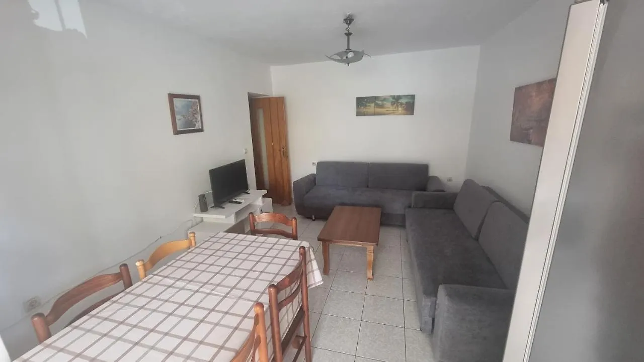 Teemo'S Apartments Sarande